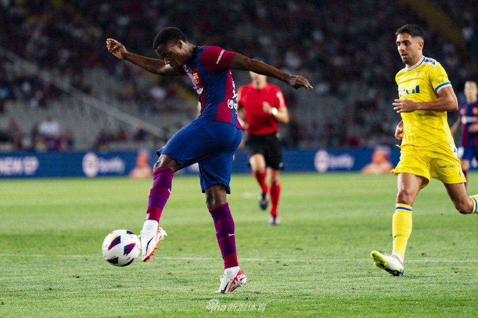 不论是凯伦 不论是凯伦